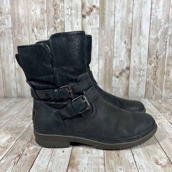 Ugg Simmens Waterproof zip up bootie womens 7‎ - Picture 1 of 8